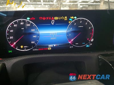 Zdjęcie 9 z 12 samochodu: 2025 MERCEDES-BENZ CLA 250 4MATIC VIN:W1K5J4HB2SN531647 - miniatura