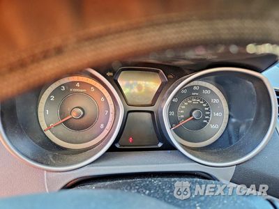 Zdjęcie 9 z 12 samochodu: 2015 HYUNDAI ELANTRA SE VIN:KMHDH4AE5FU224034 - miniatura