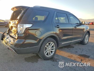 Trzecie zdjęcie samochodu z tyłu: 2017 FORD EXPLORER XLT VIN:1FM5K7D87HGD21573 - miniatura