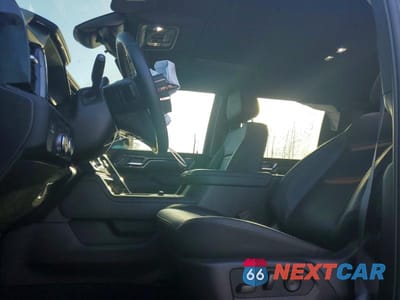 Zdjęcie 7 z 11 samochodu: 2025 GMC SIERRA K2500 AT4 VIN:1GT4UPEY4SF235157 - miniatura