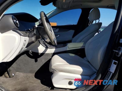 Zdjęcie 7 z 11 samochodu: 2022 MERCEDES-BENZ E 350 VIN:W1KZF8DB6NB087470 - miniatura