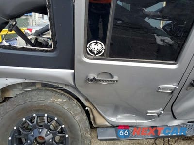 Zdjęcie 10 z 11 samochodu: 2018 JEEP WRANGLER UNLIMITED SPORT VIN:1C4HJWDG4JL897785 - miniatura