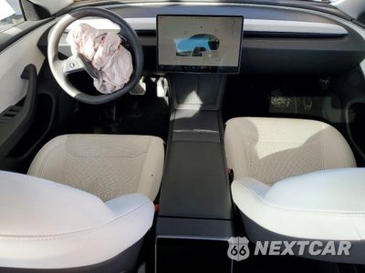 Zdjęcie 8 z 12 samochodu: 2025 TESLA MODEL 3 VIN:5YJ3E1EB6SF875991 - miniatura