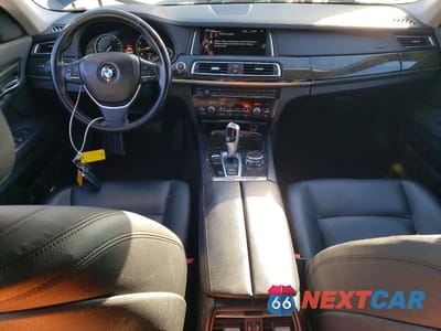 Zdjęcie 8 z 12 samochodu: 2015 BMW 740 LI VIN:WBAYE4C55FD946788 - miniatura