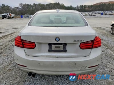 Zdjęcie 6 z 11 samochodu: 2014 BMW 328 I VIN:WBA3A5G52ENP33263 - miniatura