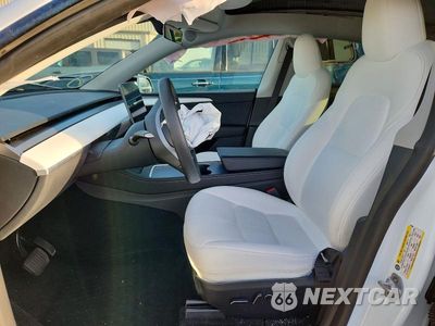 Zdjęcie 7 z 12 samochodu: 2023 TESLA MODEL Y VIN:7SAYGDEE5PF854863 - miniatura