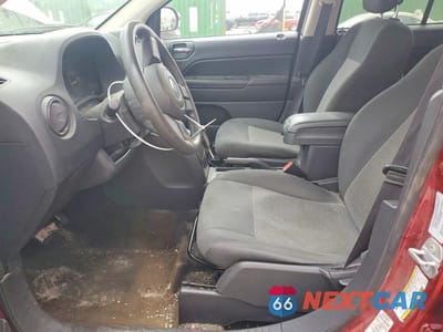 Zdjęcie 7 z 12 samochodu: 2016 JEEP COMPASS SPORT VIN:1C4NJCBA2GD615484 - miniatura