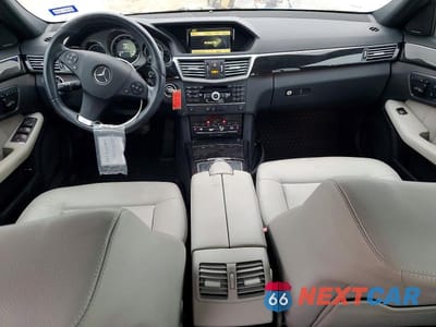 Zdjęcie 8 z 13 samochodu: 2011 MERCEDES-BENZ E 350 4MATIC VIN:WDDHF8HB6BA363508 - miniatura