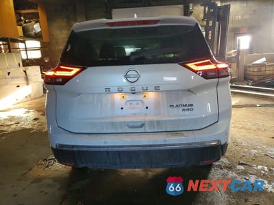Zdjęcie 6 z 13 samochodu: 2025 NISSAN ROGUE PLATINUM VIN:JN8BT3DD2SW471649 - miniatura