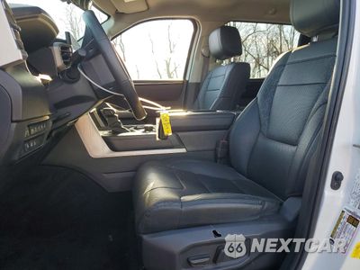 Zdjęcie 7 z 12 samochodu: 2022 TOYOTA TUNDRA CREWMAX SR5 VIN:5TFLA5EC8NX004418 - miniatura