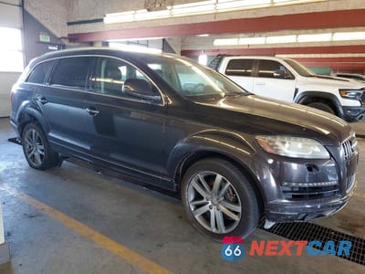 Czwarte zdjęcie samochodu z boku: 2011 AUDI Q7 PREMIUM PLUS VIN:WA1LMAFE0BD000130 - miniatura