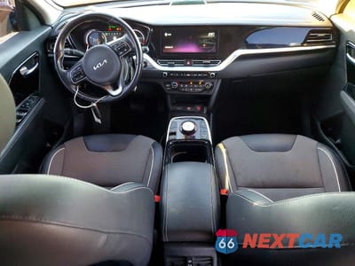 Zdjęcie 8 z 12 samochodu: 2022 KIA NIRO S VIN:KNDCC3LG9N5135860 - miniatura