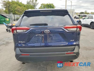 Zdjęcie 6 z 13 samochodu: 2024 TOYOTA RAV4 XLE VIN:2T3W1RFV0RW328915 - miniatura