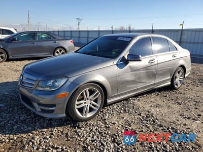2012 MERCEDES-BENZ C 250 WDDGF4HB9CA623499 - główne zdjęcie licytacji z USA - miniatura