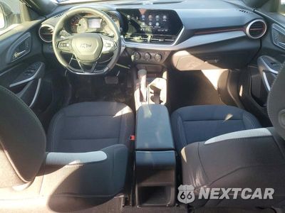 Zdjęcie 8 z 11 samochodu: 2025 CHEVROLET TRAX 1RS VIN:KL77LGEP7SC044578 - miniatura