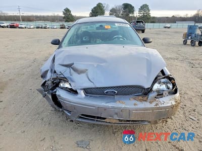 Piąte zdjęcie samochodu w środku: 2006 FORD TAURUS SE VIN:1FAFP53U86A240536 - miniatura