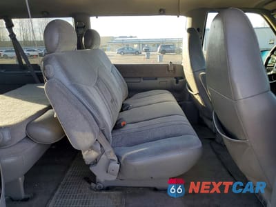 Zdjęcie 11 z 14 samochodu: 2000 CHEVROLET ASTRO VIN:1GNEL19W6YB128969 - miniatura