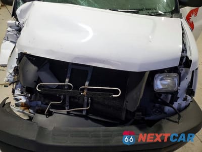 Zdjęcie 12 z 14 samochodu: 2014 CHEVROLET EXPRESS G3500 UTILITY / SERVICE VAN VIN:1GCZGTCG0E1118984 - miniatura