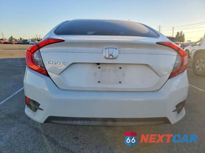 Zdjęcie 6 z 11 samochodu: 2016 HONDA CIVIC EX VIN:19XFC2F71GE222873 - miniatura
