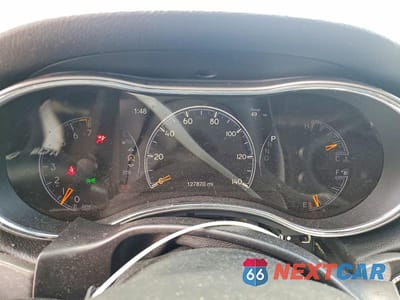 Zdjęcie 9 z 12 samochodu: 2018 JEEP GRAND CHEROKEE LAREDO VIN:1C4RJFAG7JC104374 - miniatura