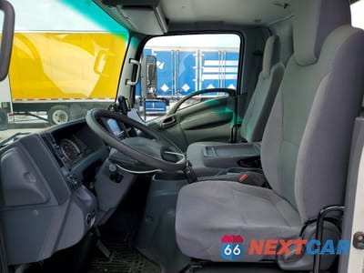 Zdjęcie 7 z 12 samochodu: 2022 CHEVROLET 5500HD BOX TRUCK VIN:JALEEW165N7900760 - miniatura