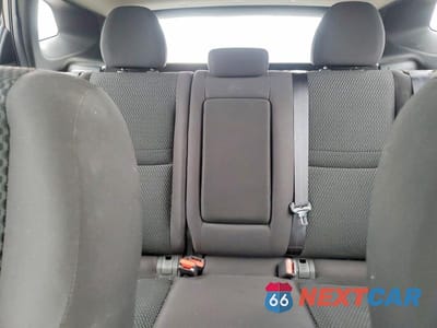 Zdjęcie 10 z 14 samochodu: 2018 NISSAN ROGUE SPORT S VIN:JN1BJ1CPXJW155239 - miniatura
