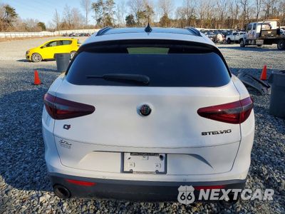 Zdjęcie 6 z 12 samochodu: 2019 ALFA ROMEO STELVIO TI VIN:ZASPAKBN5K7C66325 - miniatura