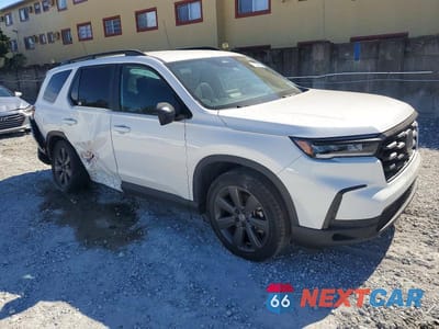 Czwarte zdjęcie samochodu z boku: 2025 HONDA PILOT SPORT VIN:5FNYG2H35SB009628 - miniatura