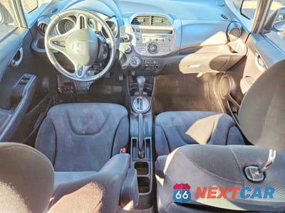 Zdjęcie 8 z 12 samochodu: 2009 HONDA FIT SPORT VIN:JHMGE88419S054798 - miniatura