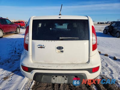 Zdjęcie 6 z 13 samochodu: 2012 KIA SOUL + VIN:KNDJT2A60C7473354 - miniatura