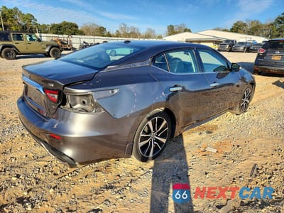 Trzecie zdjęcie samochodu z tyłu: 2021 NISSAN MAXIMA SV VIN:1N4AA6CV1MC514378 - miniatura