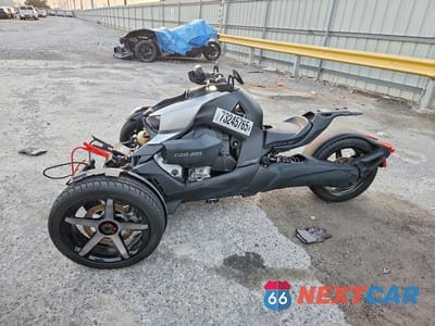 Trzecie zdjęcie samochodu z tyłu: 2025 CAN-AM RYKER SPORT VIN:3JB2JEG24SJ000047 - miniatura