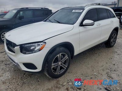 2016 MERCEDES-BENZ GLC 300 4MATIC WDC0G4KB7GF031801 - główne zdjęcie licytacji z USA - miniatura