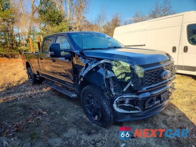 Czwarte zdjęcie samochodu z boku: 2024 FORD F250 SUPER DUTY VIN:1FT8W2BT9REF78389 - miniatura