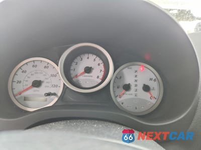 Zdjęcie 9 z 13 samochodu: 2005 TOYOTA RAV4 VIN:JTEGD20V050052631 - miniatura