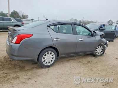 Trzecie zdjęcie samochodu z tyłu: 2017 NISSAN VERSA S VIN:3N1CN7AP6HL834259 - miniatura