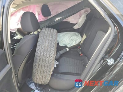 Zdjęcie 10 z 13 samochodu: 2025 KIA K5 LXS VIN:KNAG24J73S5324705 - miniatura