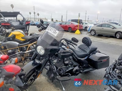 Trzecie zdjęcie samochodu z tyłu: 2019 HARLEY-DAVIDSON FLHRXS VIN:1HD1KVP22LB645808 - miniatura