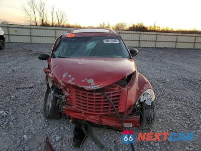 Piąte zdjęcie samochodu w środku: 2001 CHRYSLER PT CRUISER VIN:3C8FY4BBX1T547398 - miniatura