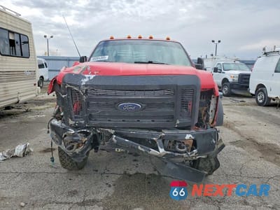 Piąte zdjęcie samochodu w środku: 2002 FORD F350 SUPER DUTY FLATBED TRUCK VIN:1FTWW33FX2EC70305 - miniatura