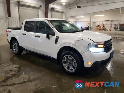 Czwarte zdjęcie samochodu z boku: 2024 FORD MAVERICK XLT VIN:3FTTW8J94RRA12933 - miniatura