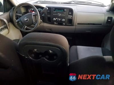 Zdjęcie 8 z 11 samochodu: 2009 GMC SIERRA C1500 VIN:3GTEC13C09G174765 - miniatura