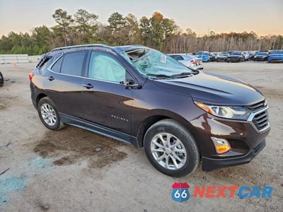 Czwarte zdjęcie samochodu z boku: 2020 CHEVROLET EQUINOX LT VIN:2GNAXKEV4L6264003 - miniatura