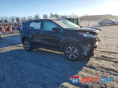 Czwarte zdjęcie samochodu z boku: 2021 KIA SPORTAGE LX VIN:KNDPM3AC1M7915255 - miniatura