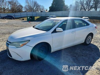 2015 TOYOTA CAMRY LE 4T1BF1FK2FU484014 - główne zdjęcie licytacji z USA - miniatura