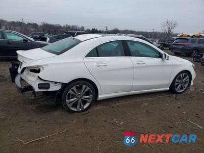 Trzecie zdjęcie samochodu z tyłu: 2019 MERCEDES-BENZ CLA 250 4MATIC VIN:WDDSJ4GB1KN699607 - miniatura