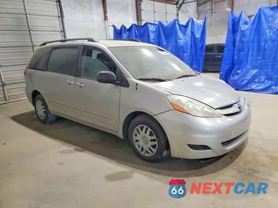 Czwarte zdjęcie samochodu z boku: 2007 TOYOTA SIENNA CE VIN:5TDZK23C57S014180 - miniatura