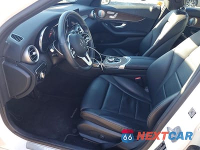 Zdjęcie 7 z 11 samochodu: 2019 MERCEDES-BENZ C 300 4MATIC VIN:55SWF8EB7KU305628 - miniatura