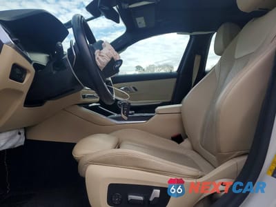 Zdjęcie 7 z 13 samochodu: 2022 BMW 330E VIN:3MW5P7J05N8C65256 - miniatura