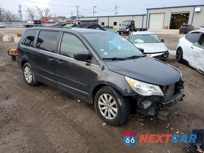 Czwarte zdjęcie samochodu z boku: 2012 VOLKSWAGEN ROUTAN SE VIN:2C4RVABG3CR354520 - miniatura
